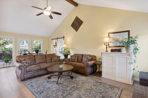 1103 Main Canal Ct, Mount Pleasant SC  29464-4246 exterior