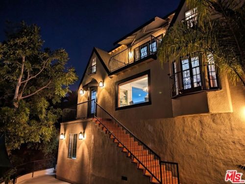 11264 Sunshine Ter, North Hollywood, CA 91604-3124