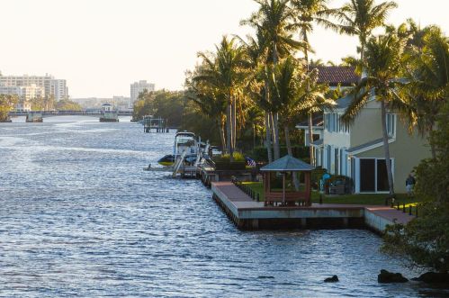 828 Kokomo Key Ln, Delray Beach FL  33483-6027 exterior