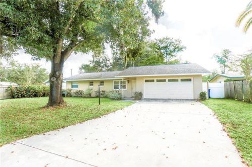 2105 Marsh Rd, Deland, FL 32724-2213