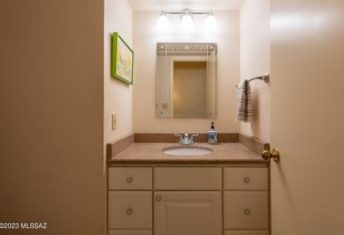 1371 Culpepper Ave, Tucson AZ  85745-3300 exterior