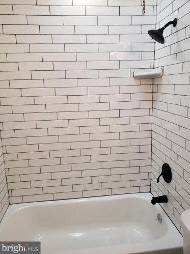 5537 Loretto Ave, Philadelphia PA  19124-1714 exterior
