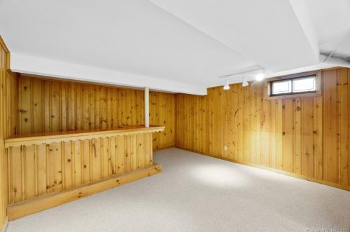 12 Clear Lake Rd, North Branford CT  06471-1574 exterior