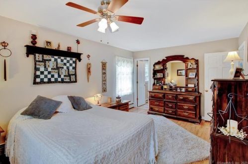 163 Stillwell Dr, Plainville CT  06062-2951 exterior