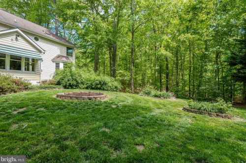 8100 Davmar Ln, Fredericksburg VA  22407-2151 exterior