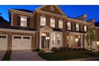 2068 Traemoor Village Dr, Nashville TN  37209-5054 exterior