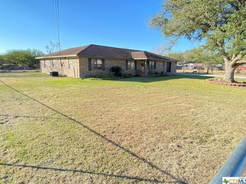 1701 Thurmond St, Victoria, TX 77901-1802