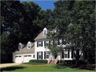 106 Gerrell Ct, Cary, NC 27511-5881