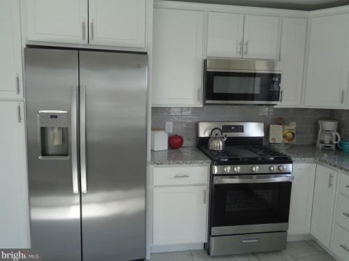 2316 Lexington Ave, Camden NJ  08110-1940 exterior