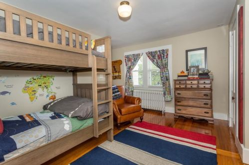 118 Messinger St, Canton MA  02021-3947 exterior