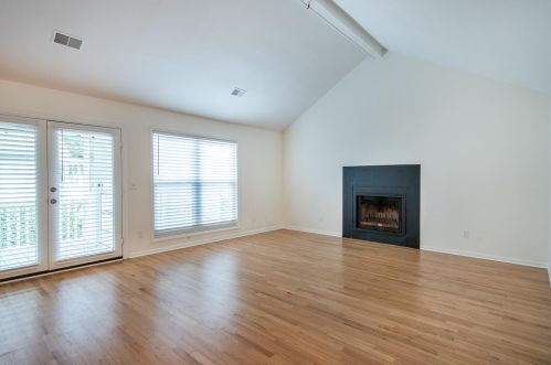 1528 Barquentine Dr, Mount Pleasant SC  29464-4928 exterior