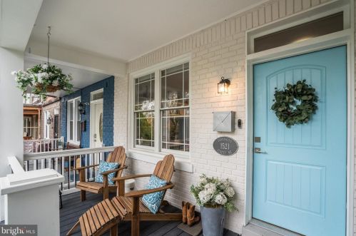1521 Isherwood St, Washington, DC 20002-5513