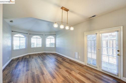 1579 Jasmine Cir, Oakley CA  94561-2652 exterior