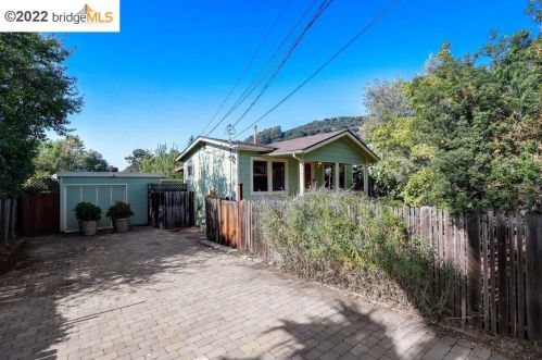 3963 Altamont Ave, Oakland CA 94605-2602 exterior