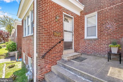 1812 Sycamore St, Wilmington DE  19805-3851 exterior