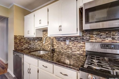 1317 Union Ave, Floral Park NY  11003-2610 exterior