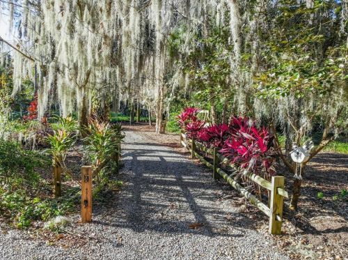 1240 Enterprise Osteen Rd, Deltona FL  32725-9401 exterior