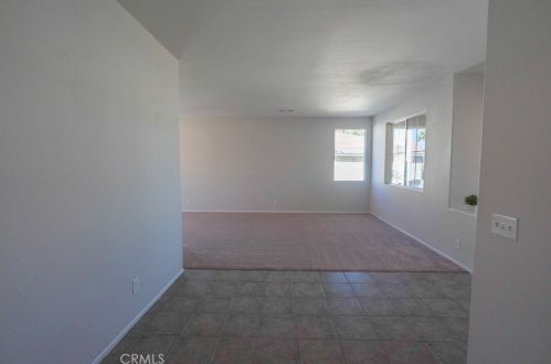 42333 Ridge View Dr, Lancaster CA 93536-7382 exterior