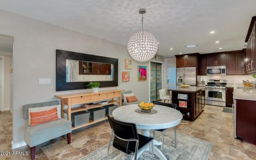 8836 17 Ave, Phoenix AZ 85027-5304 exterior