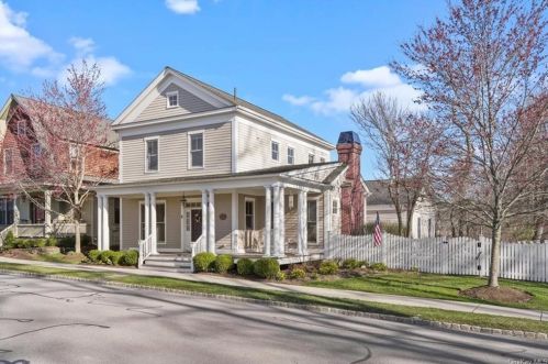 2 Hudson St, Warwick, NY 10990-3558