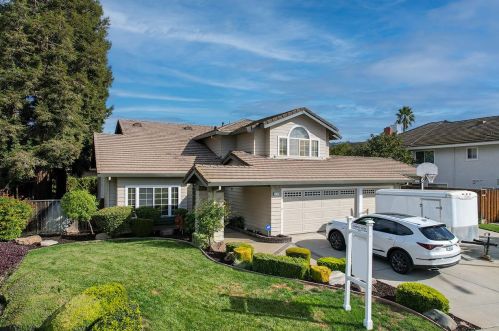 17142 Heatherwood Way, Morgan Hill, CA 95037-7205