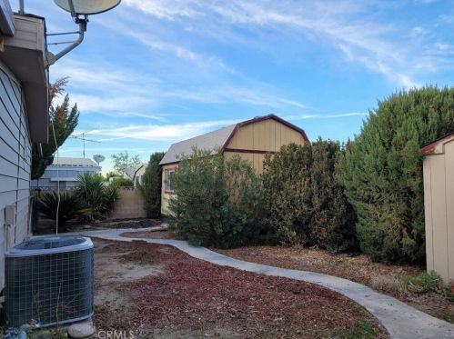 253 Palomar Ave, San Jacinto CA  92582-3133 exterior