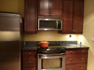 5230 39th Ave, Seattle WA  98118-6236 exterior