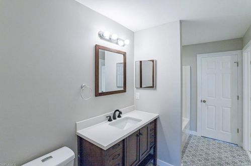 2212 4 Ter, Cape Coral FL  33909-0063 exterior