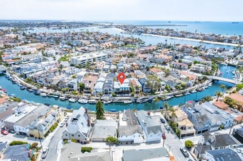 50 Rivo Alto Canal, Long Beach CA  90803-4047 exterior