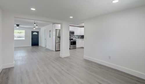 2180 Seacrest Blvd, Boynton Beach FL  33435-6785 exterior