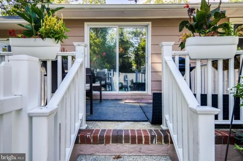 201 Dalton Ave, Newfield, NJ 08344-9578