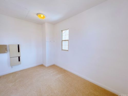 3027 Hampton Way, Ontario CA  91761-2631 exterior