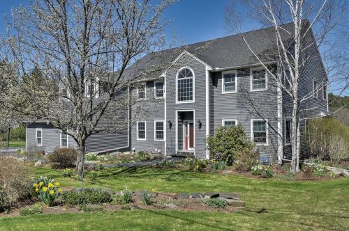 67 Bradford Rd, Keene, NH 03431-2128