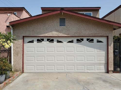 1339 Parade St, Long Beach, CA 90810-4229