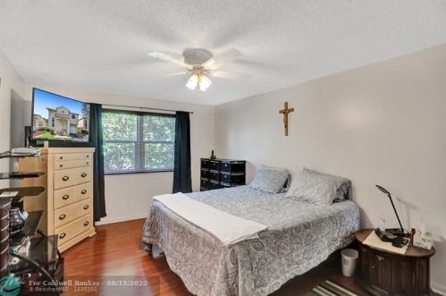 11936 12 St, Hollywood FL 33026-4359 exterior