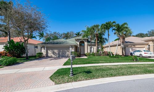 8812 Via Tuscany Dr, Boynton Beach, FL 33472-7143