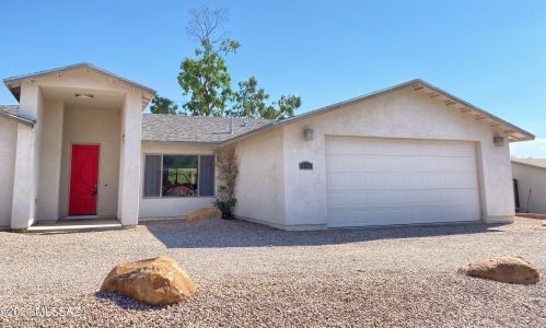 4112 6th St, Tucson, AZ 85711-1918