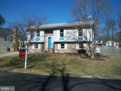 12906 7th St, Bowie, MD 20720-3619
