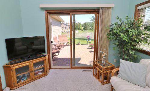 1411 Karnis Dr, Alex MN  56308-5178 exterior