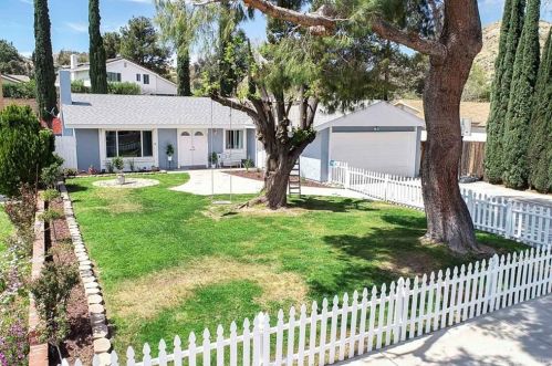 29213 Abelia Rd, Santa Clarita, CA 91387-2252