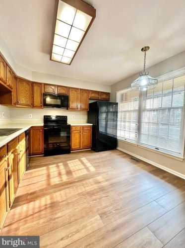 6522 Castine Ln, Springfield VA  22150-4278 exterior