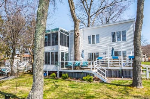 9 Club Ln, Terryville, CT 06786-7204