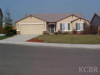2078 Bristol Ln, Hanford, CA 93230-9180