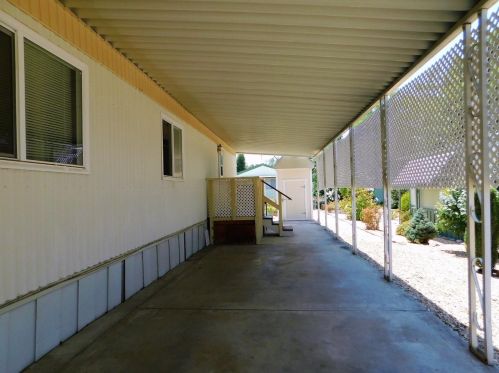 373 Raymond Ln, Folsom CA  95630-1749 exterior