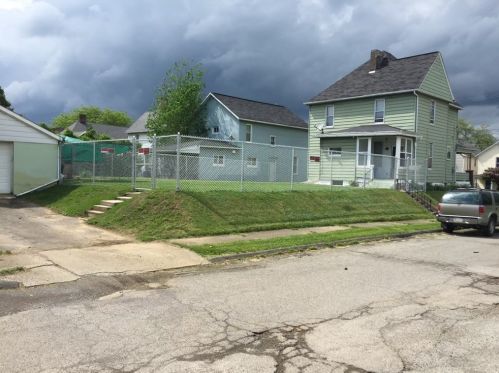 514 Lutton St, New Castle, PA 16101-4728