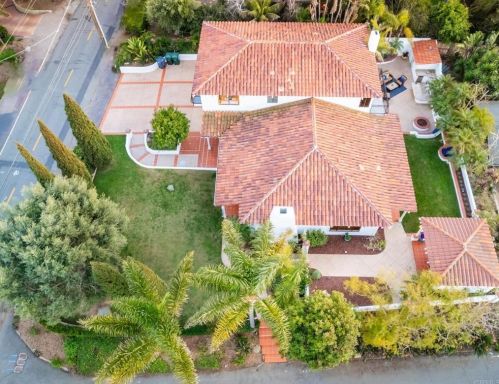 1358 Hymettus Ave, Encinitas, CA 92024-1746