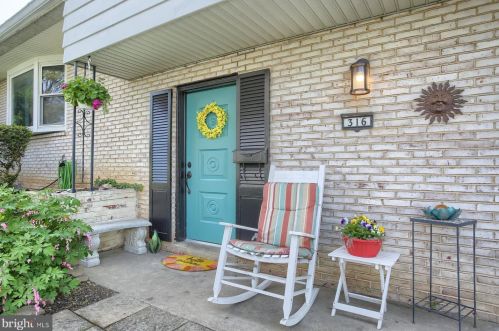 316 Glendale Dr, Camp Hill, PA 17011-6513