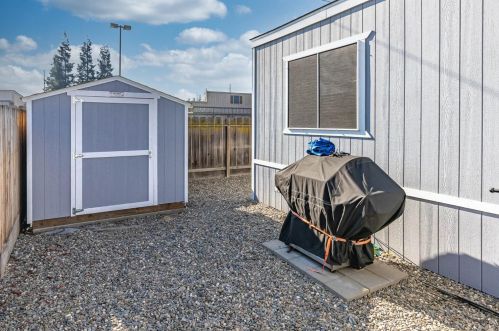 1459 Standiford Ave, Modesto CA  95350-0701 exterior