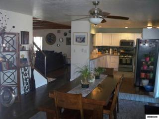 2210 King Edward Dr, Reno, NV 89503-2317