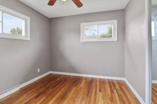 225 Delaware St, Hobart IN  46342-4110 exterior